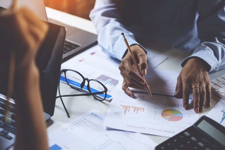 مشاور مالیاتی